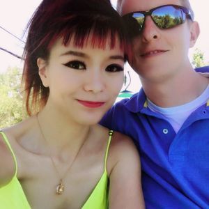 Meet your Posher, Hang